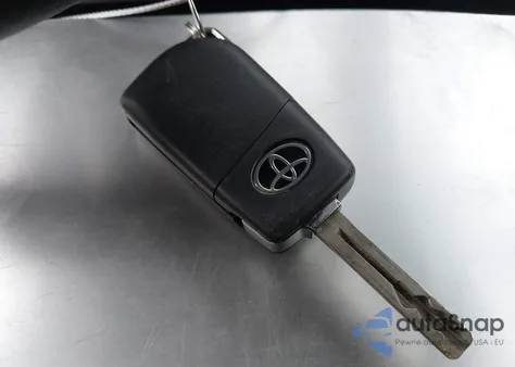 2020 Toyota Corolla Se из США, поврежденный, VIN 5YFS4RCE8LP052138